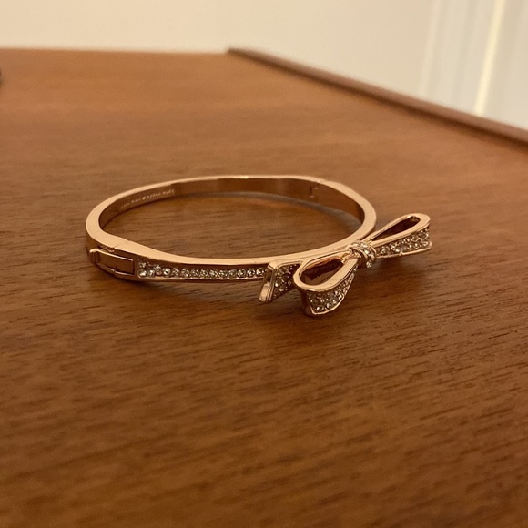 Kate Spade bow bracelet rose gold - Picture 4 of 4